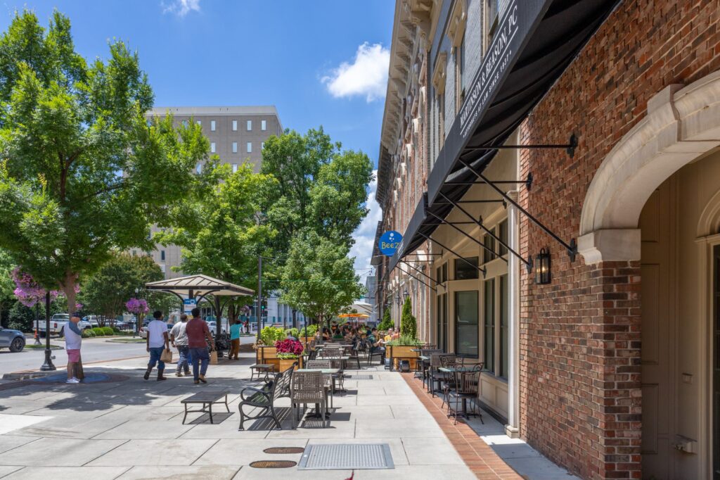 11 Huntsville restaurants with heated patios for warm outdoor dining 11 Huntsville restaurants with heated patios for warm outdoor dining
