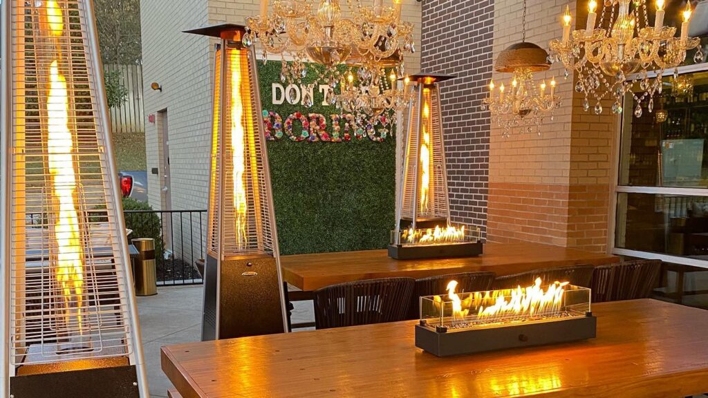 8 cozy heated patios in Huntsville + one outdoor progressive dinner idea 8 cozy heated patios in Huntsville + one outdoor progressive dinner idea