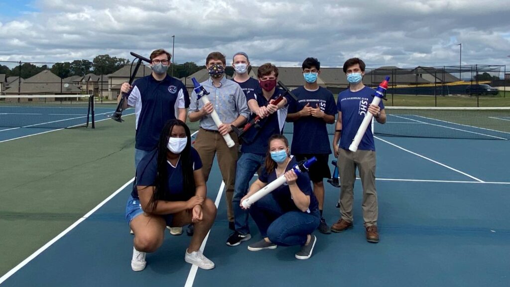 A long distance call to space: UAH students help kids communicate with space center A long distance call to space: UAH students help kids communicate with space center