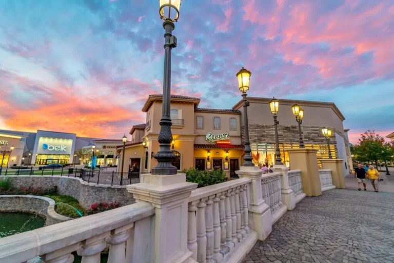 Bridge Street Town Centre will become Huntsville’s latest Entertainment District Bridge Street Town Centre will become Huntsville’s latest Entertainment District