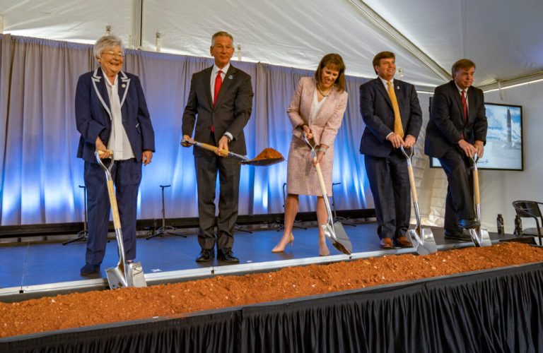 Lockheed Martin breaks ground on 25k-square-foot facility at Huntsville campus Lockheed Martin breaks ground on 25k-square-foot facility at Huntsville campus