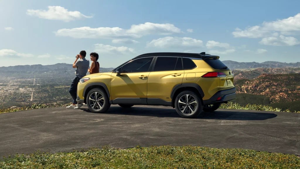 Toyota rolls out brand new 2023 Corolla Cross Hybrid, manufactured in Huntsville Toyota rolls out brand new 2023 Corolla Cross Hybrid, manufactured in Huntsville