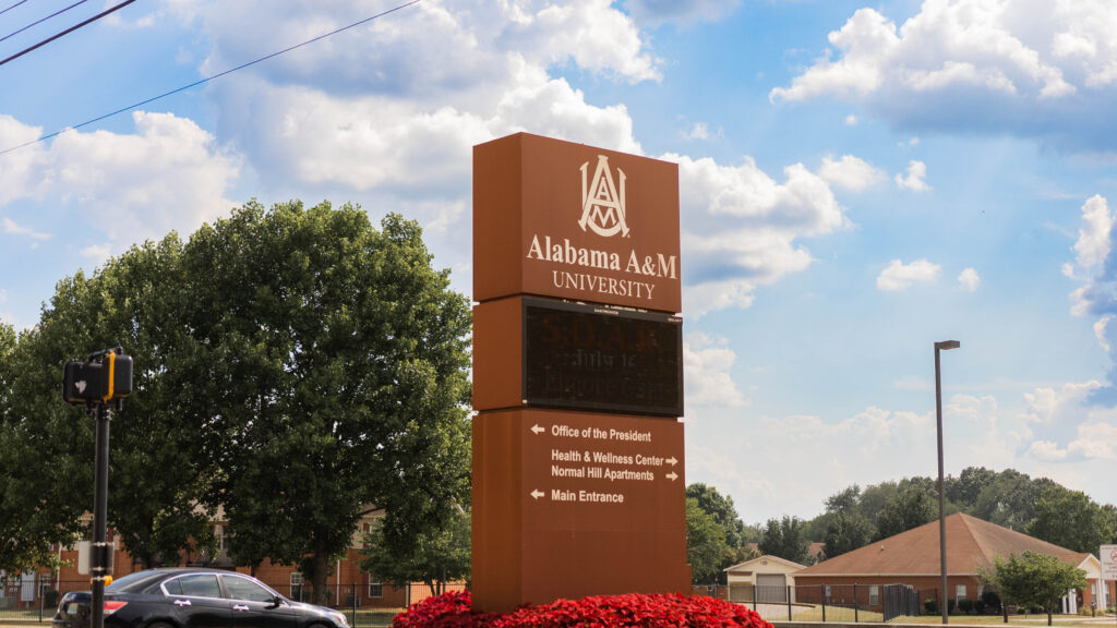 Job seekers take a look – more than 13K jobs available in Huntsville Job seekers take a look – more than 13K jobs available in Huntsville