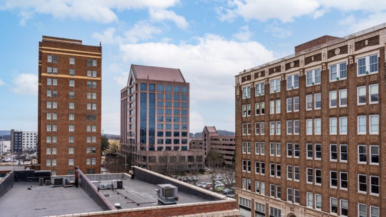 Emerging trends in B2B marketing + more Huntsville business news Emerging trends in B2B marketing + more Huntsville business news