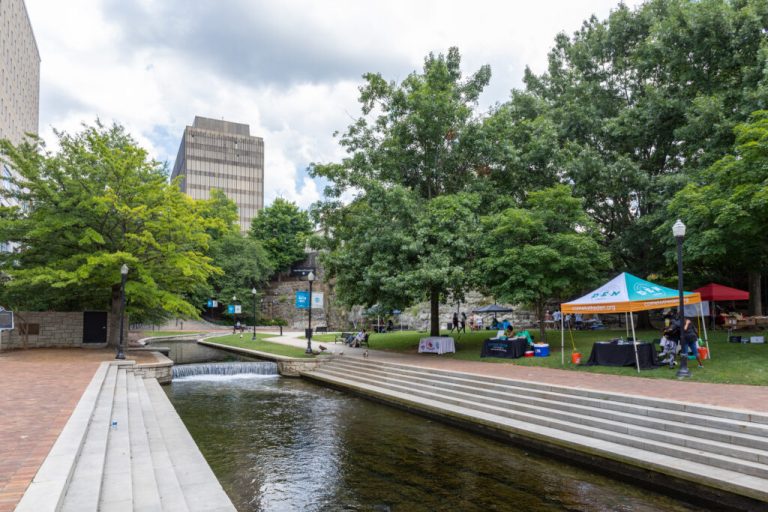 Huntsville added more than 450 new residents per month in 2022 Huntsville added more than 450 new residents per month in 2022