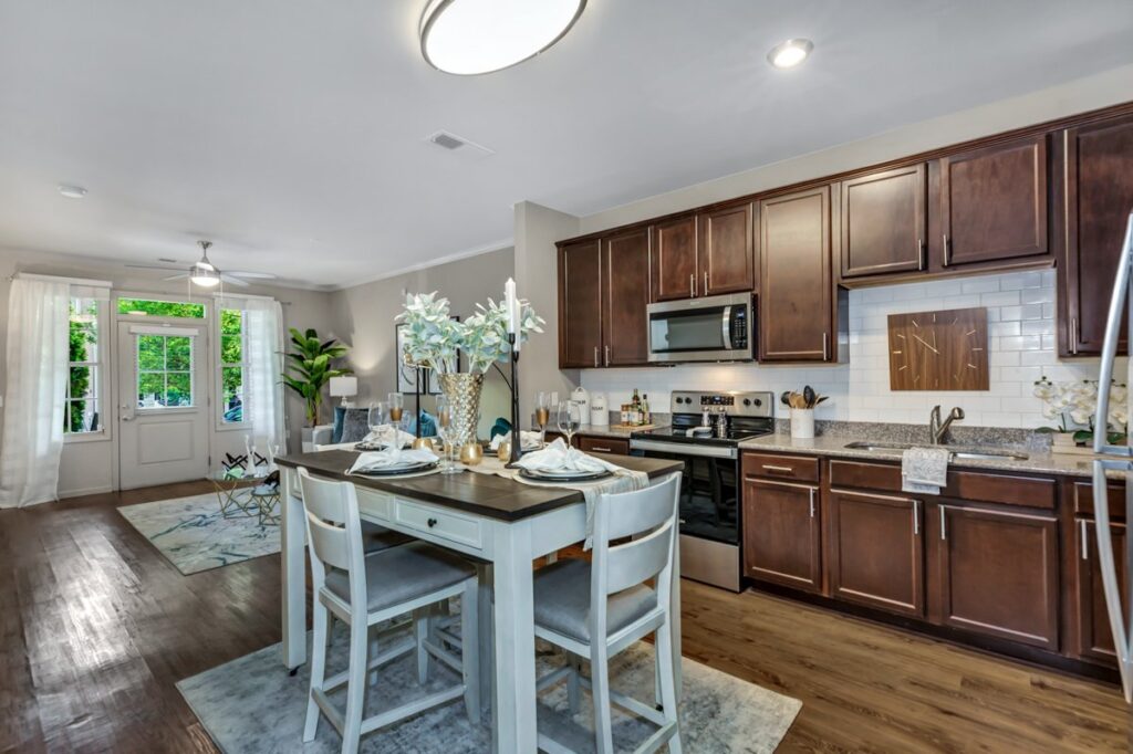 Huntsville ranks 10th nationally for largest apartments + fun facts from my apartment hunt Huntsville ranks 10th nationally for largest apartments + fun facts from my apartment hunt