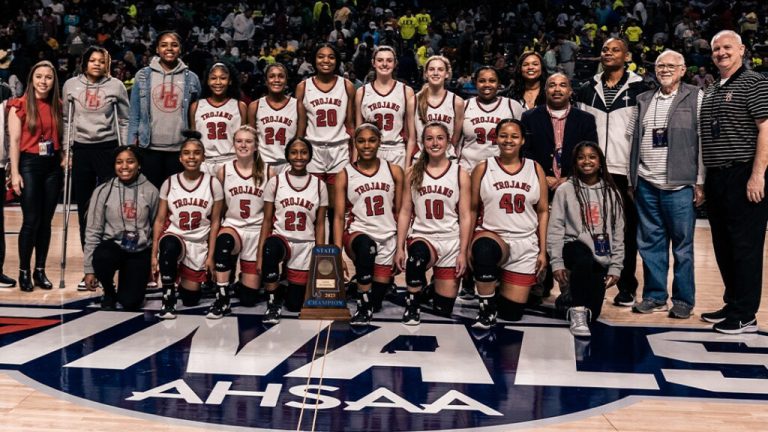 Hazel Green girls basketball wins amazing 6th straight championship Hazel Green girls basketball wins amazing 6th straight championship