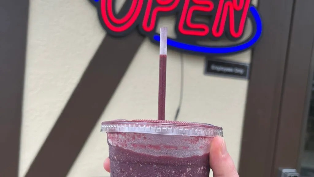 7 smoothie spots that you need to try this spring 7 smoothie spots that you need to try this spring
