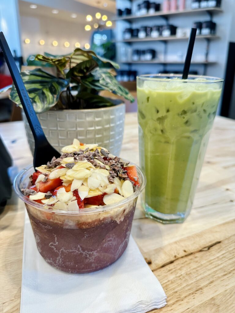 4 local açaí bowl hotspots you’ll love + 1 new location coming soon 4 local açaí bowl hotspots you’ll love + 1 new location coming soon