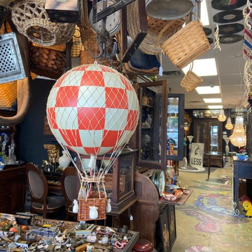 About Flucy Lucy Antiques—5 reasons to visit About Flucy Lucy Antiques—5 reasons to visit