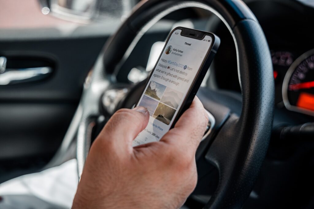 Huntsville to add new amendments to texting-while-driving ordinance Huntsville to add new amendments to texting-while-driving ordinance
