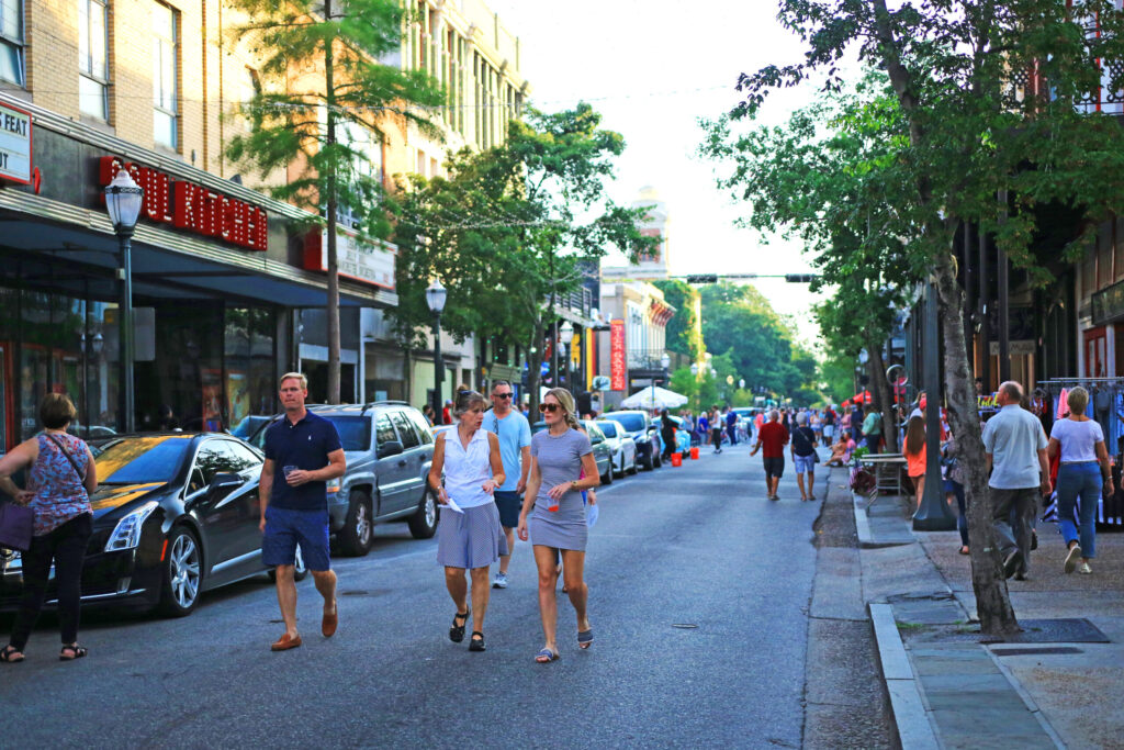 5 exciting ways to enjoy Mobile—boat tours, outdoor dining + more 5 exciting ways to enjoy Mobile—boat tours, outdoor dining + more