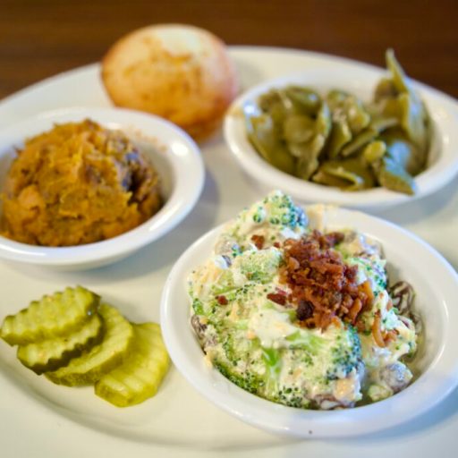 The best restaurants to find a vegetable plate in Huntsville The best restaurants to find a vegetable plate in Huntsville
