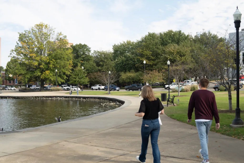 4 beautiful spots in Huntsville + Madison for your next fall photoshoot 4 beautiful spots in Huntsville + Madison for your next fall photoshoot