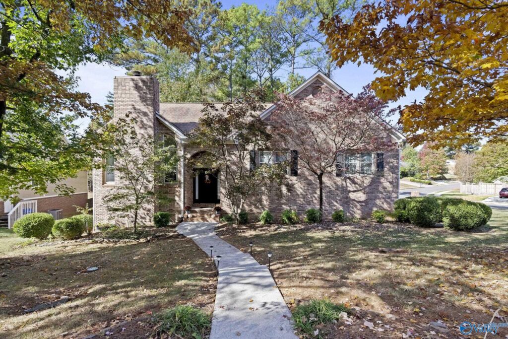 54 beautiful Huntsville-area homes just in time for the holidays 54 beautiful Huntsville-area homes just in time for the holidays