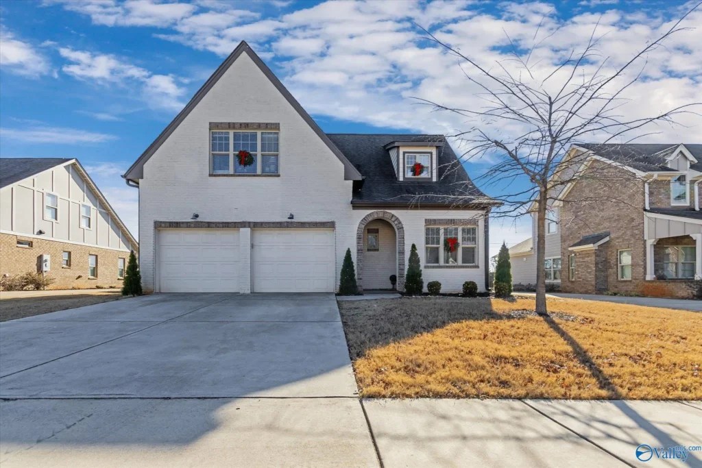 48 gorgeous Huntsville-area homes to check out right now 48 gorgeous Huntsville-area homes to check out right now