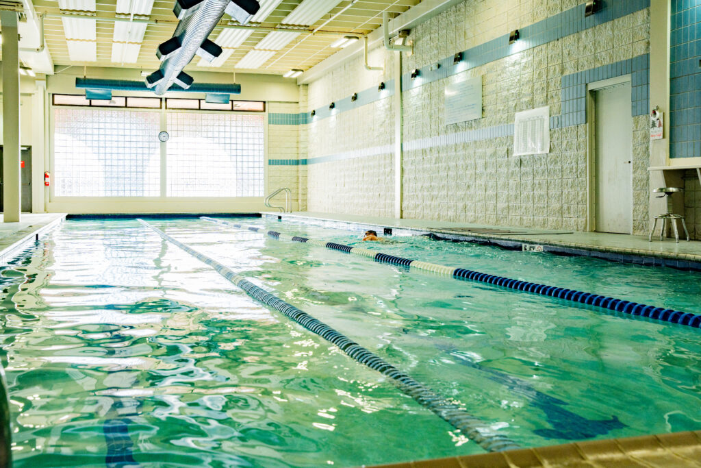4 pools that offer swim lessons in Huntsville 4 pools that offer swim lessons in Huntsville