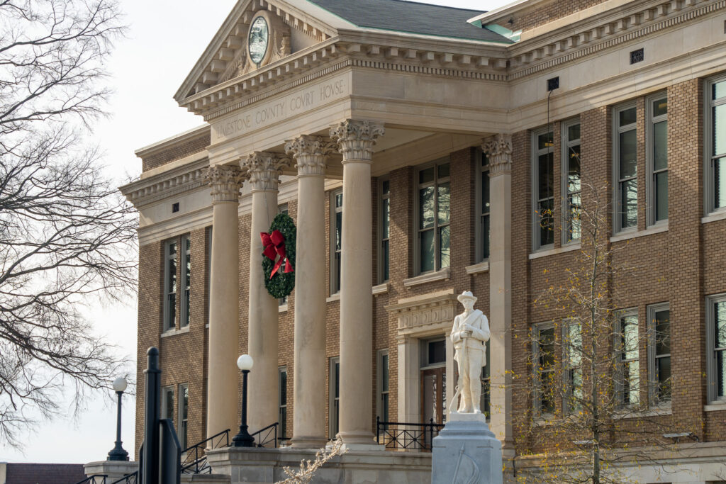 World Atlas named Athens one of Alabama’s most picture-perfect towns World Atlas named Athens one of Alabama’s most picture-perfect towns