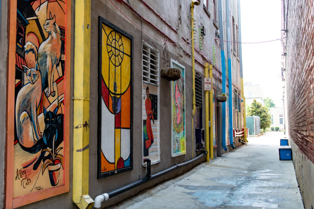 If you moved from Chicago, try these awesome Huntsville spots If you moved from Chicago, try these awesome Huntsville spots