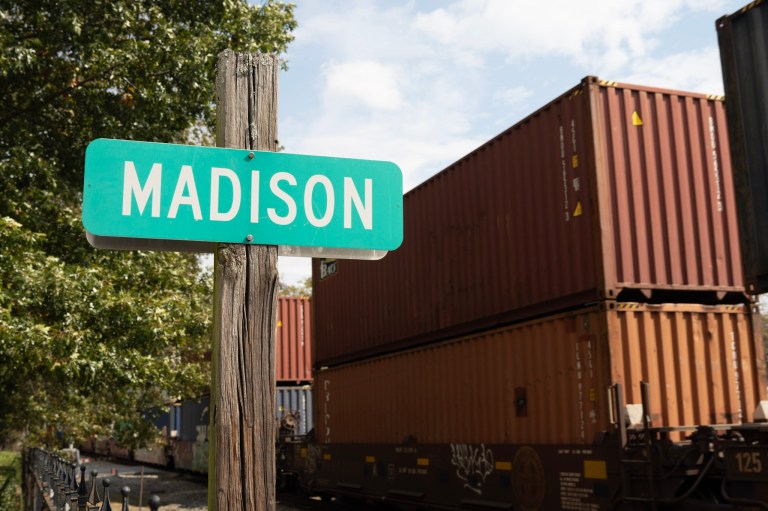 City approves Madison Parks and Recreation’s new mobile app City approves Madison Parks and Recreation’s new mobile app