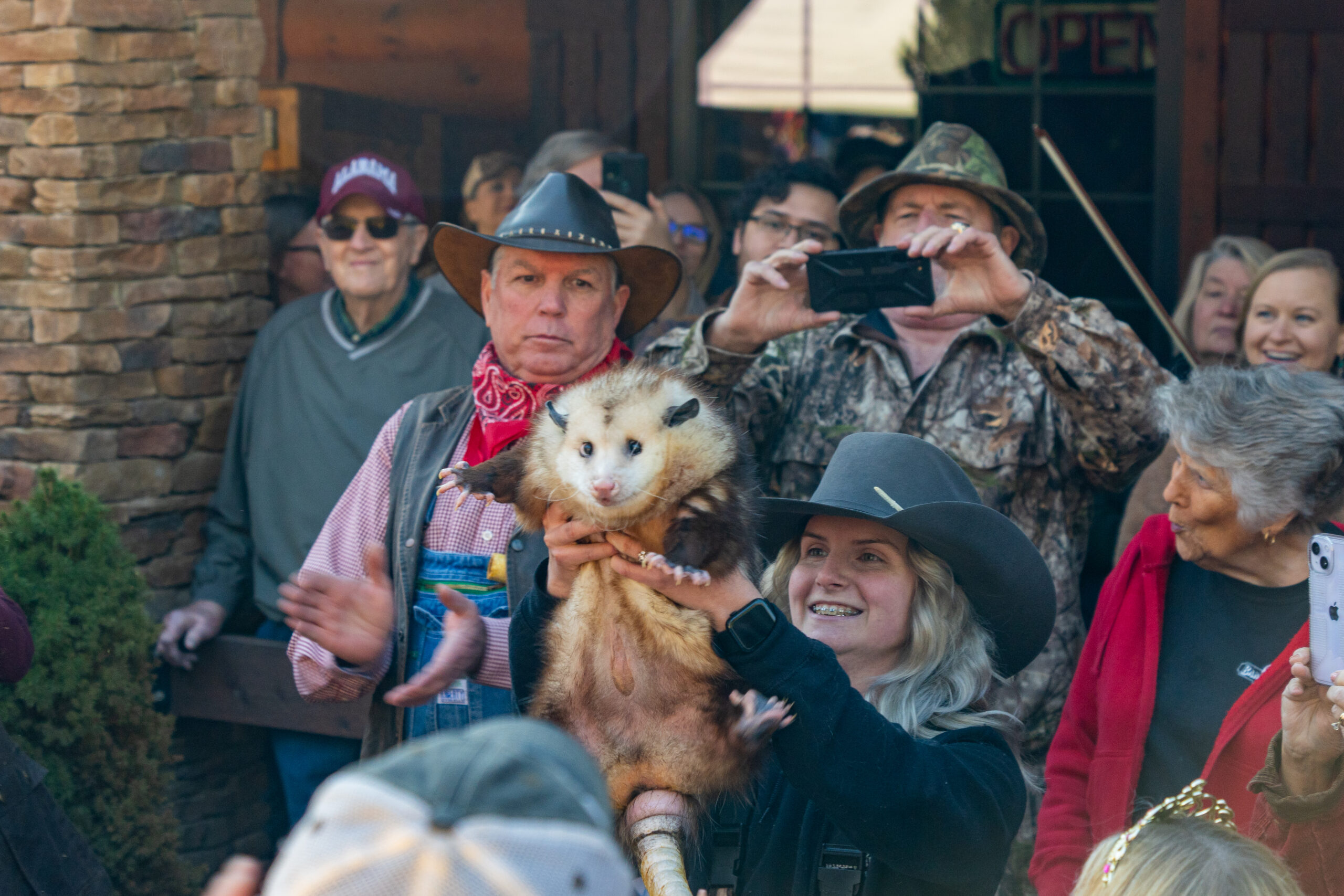 NEW: A North Alabama opossum has predicted an early spring for Groundhog Day NEW: A North Alabama opossum has predicted an early spring for Groundhog Day
