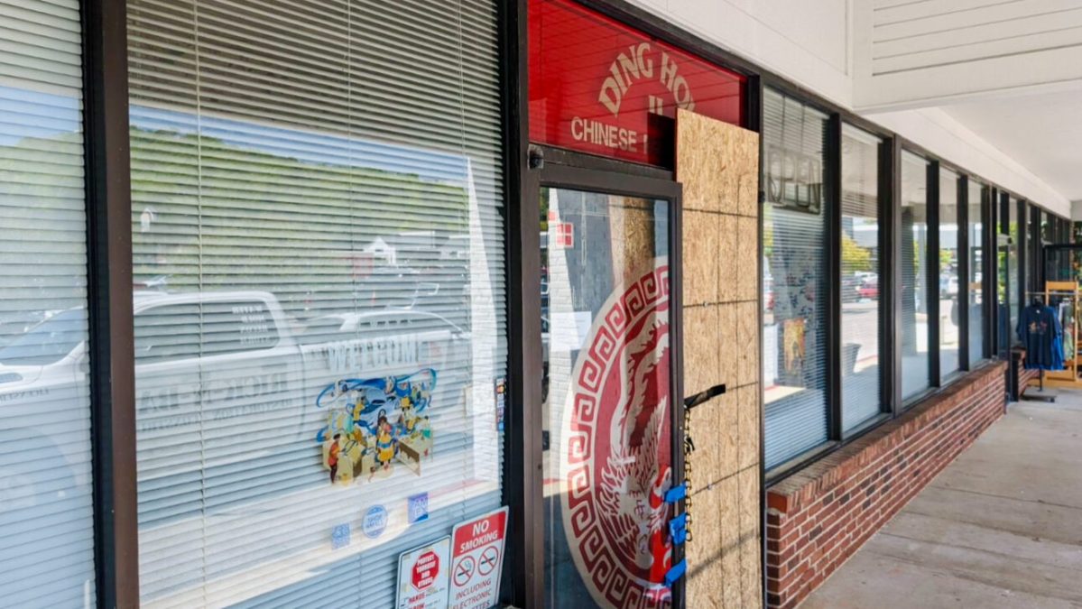NEW: Fire at Ding How II causes restaurant to close until further notice NEW: Fire at Ding How II causes restaurant to close until further notice