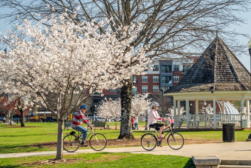 Huntsville stays among Best Places to Live in new U.S. News list Huntsville stays among Best Places to Live in new U.S. News list