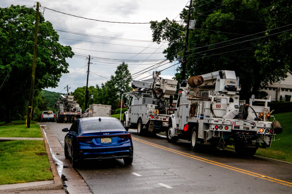 Severe storms, tornadoes leave thousands without power Severe storms, tornadoes leave thousands without power