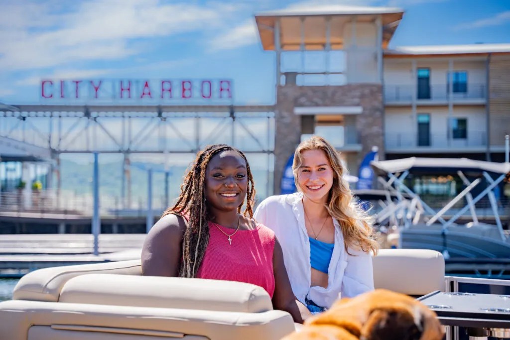 This new local boating club is your key to travel + luxury—Lake Guntersville, the beach + more This new local boating club is your key to travel + luxury—Lake Guntersville, the beach + more