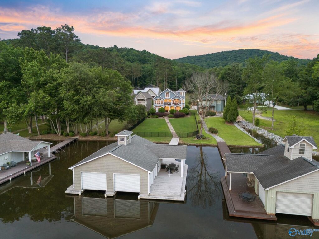 8 Huntsville-area homes you need to check out 8 Huntsville-area homes you need to check out