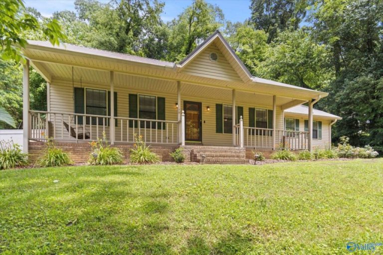 8 beautiful Huntsville-area homes—check them out now 8 beautiful Huntsville-area homes—check them out now