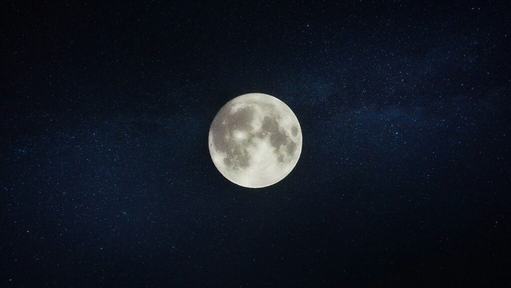 Everything you need to know about the supermoon happening tonight Everything you need to know about the supermoon happening tonight