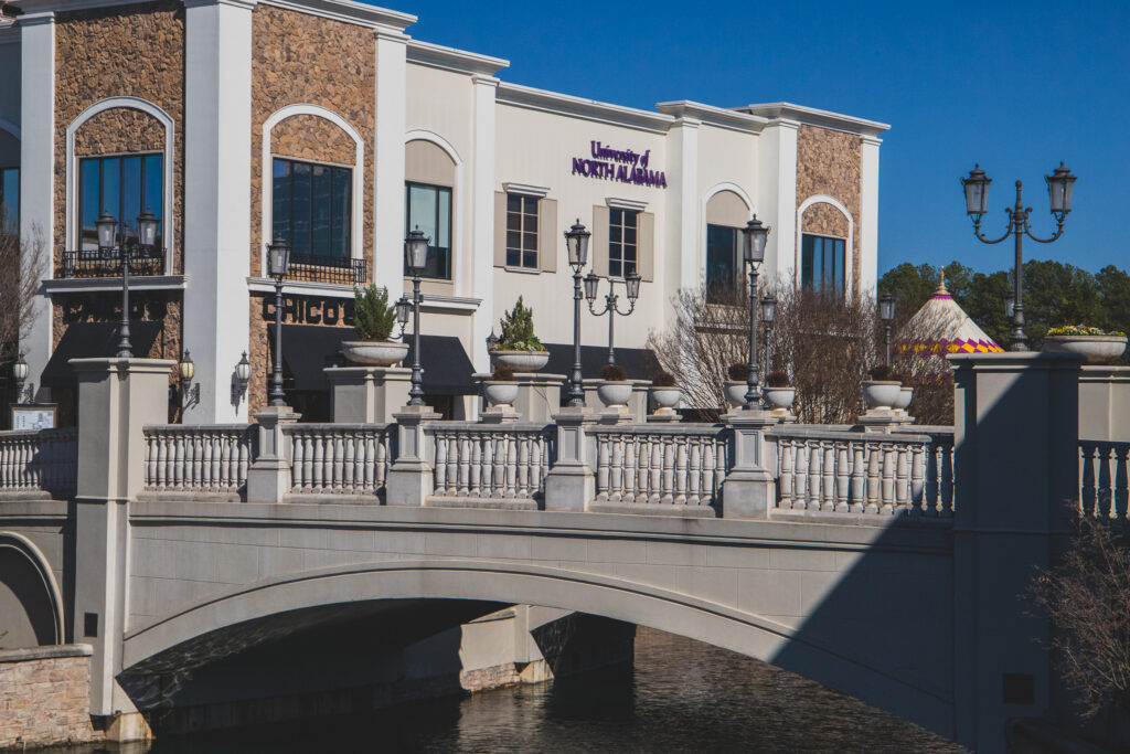 NEW: Warby Parker coming to Bridge Street on September 14th NEW: Warby Parker coming to Bridge Street on September 14th