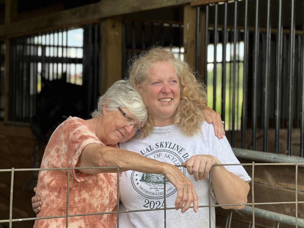 How this mom + daughter duo is changing the lives of veterans + horses right now How this mom + daughter duo is changing the lives of veterans + horses right now