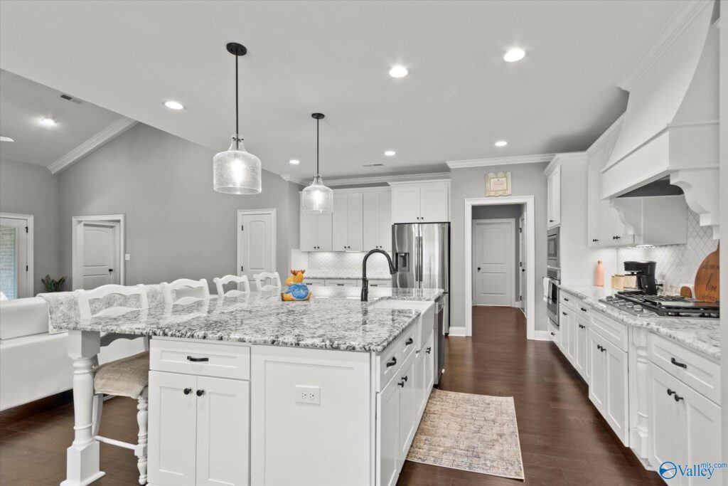 9 Huntsville-areas homes to check out this New Year 9 Huntsville-areas homes to check out this New Year