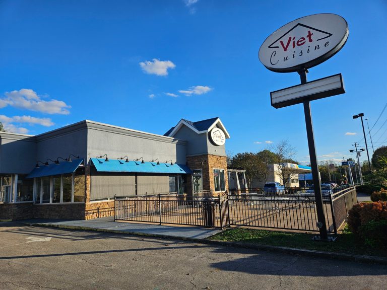 Try something new at these 5 delicious restaurants on Jordan Lane Try something new at these 5 delicious restaurants on Jordan Lane