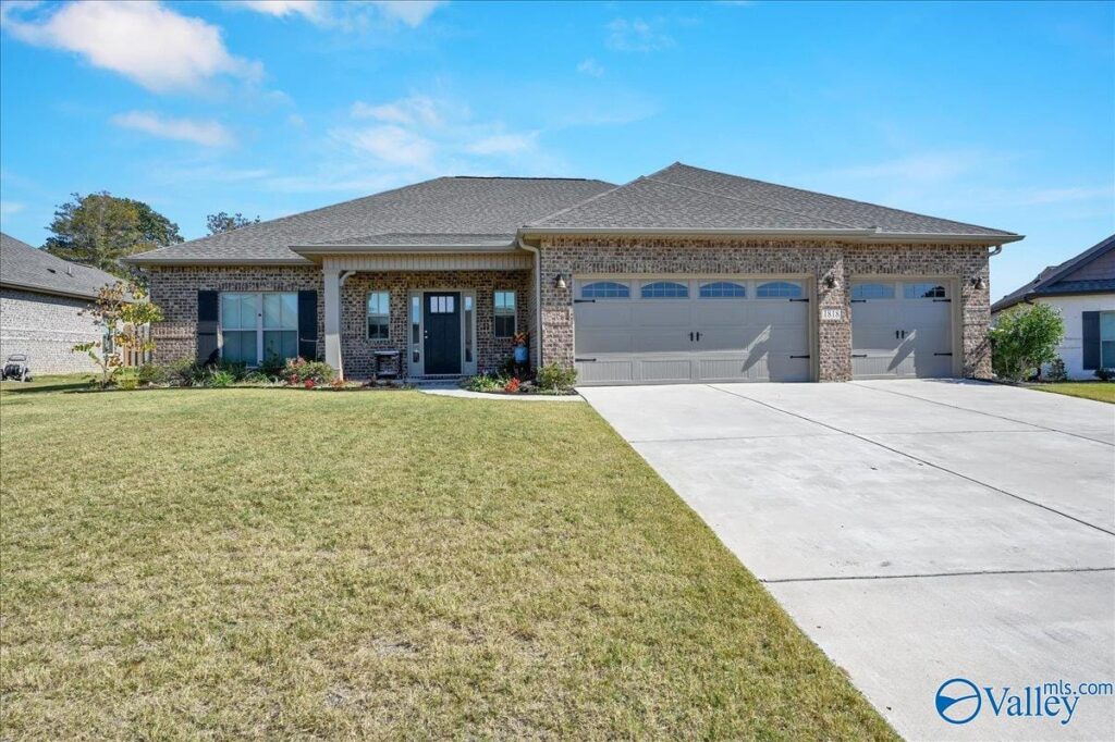 8 Huntsville-area homes to see now—from Madison to Meridianville 8 Huntsville-area homes to see now—from Madison to Meridianville