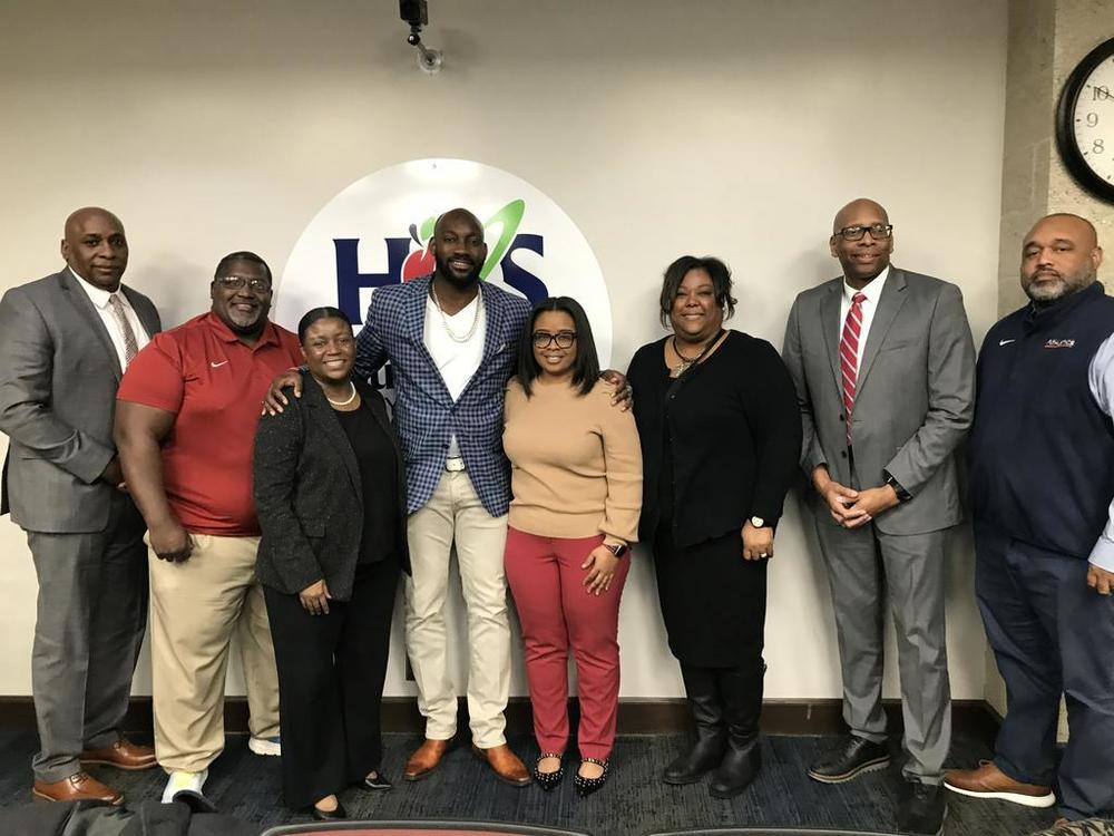 Former Auburn, NFL receiver named new coach at Columbia High Former Auburn, NFL receiver named new coach at Columbia High