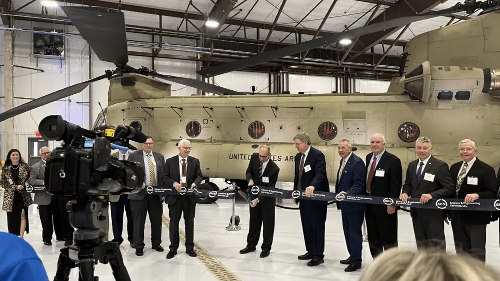 New hangar, terminal now open at Huntsville airport New hangar, terminal now open at Huntsville airport