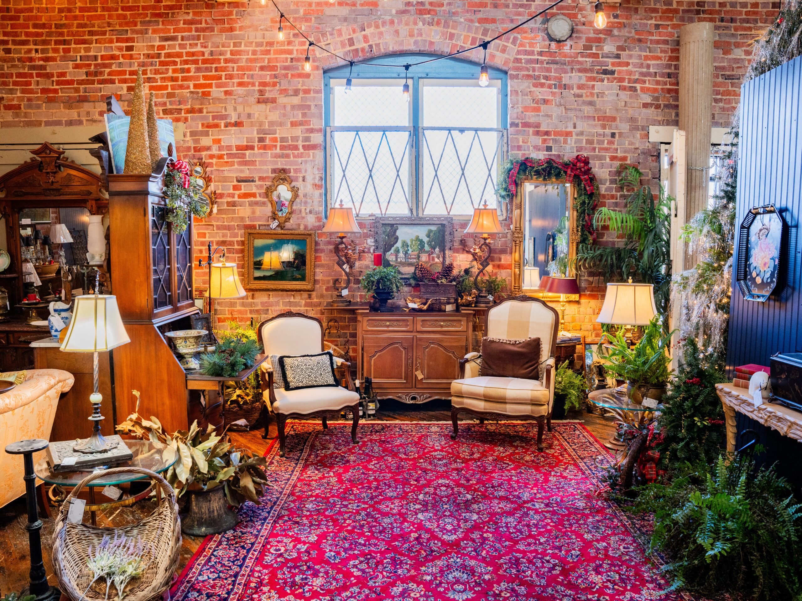 5 of our favorite spots to antique shop in Huntsville 5 of our favorite spots to antique shop in Huntsville