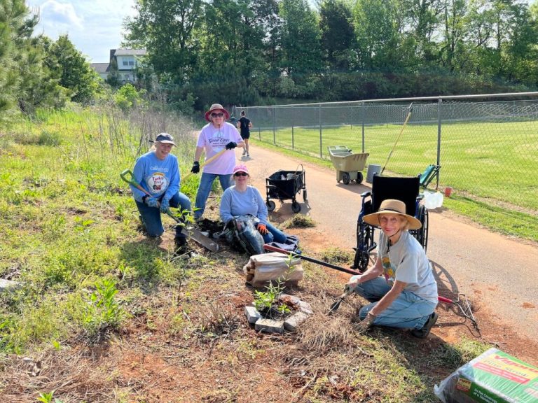 How to enjoy gardening in Huntsville: 5 ways + 15 places How to enjoy gardening in Huntsville: 5 ways + 15 places