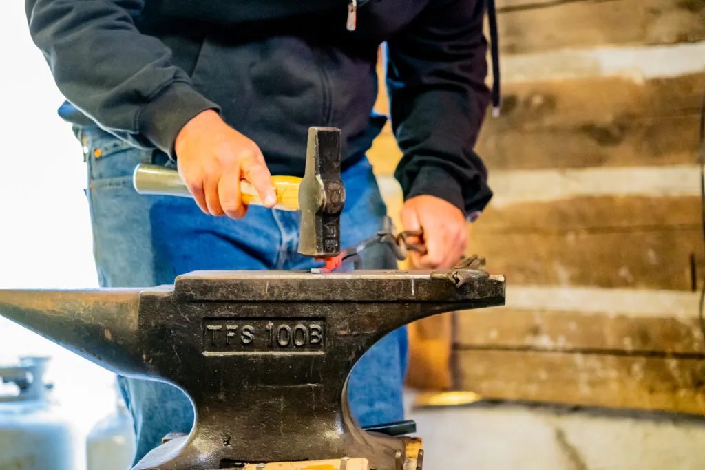 Blacksmiths in Huntsville area provide unique art experience Blacksmiths in Huntsville area provide unique art experience