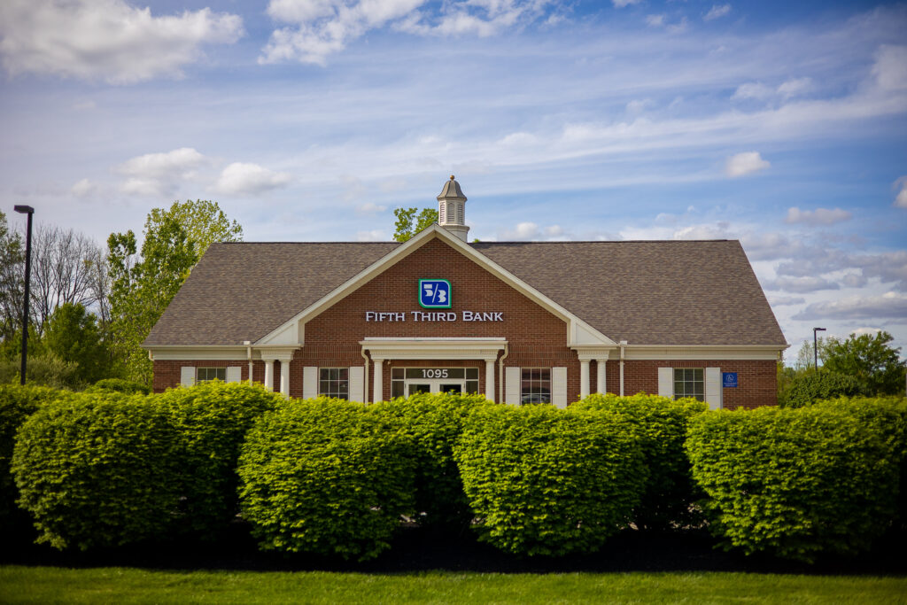 Fifth Third Bank to open new branch in Huntsville Fifth Third Bank to open new branch in Huntsville