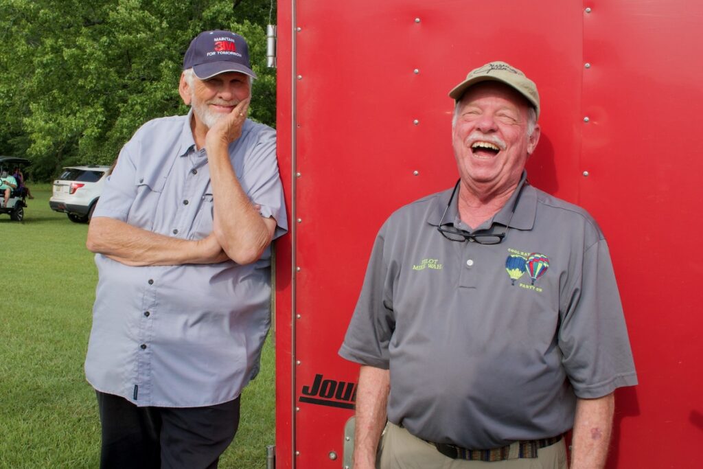 3 Alabama hot-air balloon pilots share their love for decades of flight, friendships + community in Decatur 3 Alabama hot-air balloon pilots share their love for decades of flight, friendships + community in Decatur