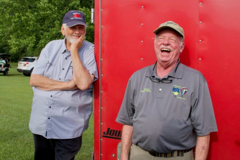 3 Alabama hot-air balloon pilots share their love for decades of flight, friendships + community in Decatur 3 Alabama hot-air balloon pilots share their love for decades of flight, friendships + community in Decatur