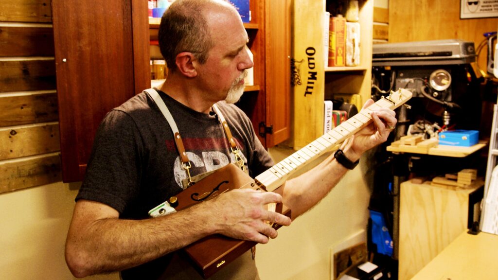 Learn about the nation’s only Cigar Box Guitar Store + their annual festival (May 30-June 1) Learn about the nation’s only Cigar Box Guitar Store + their annual festival (May 30-June 1)