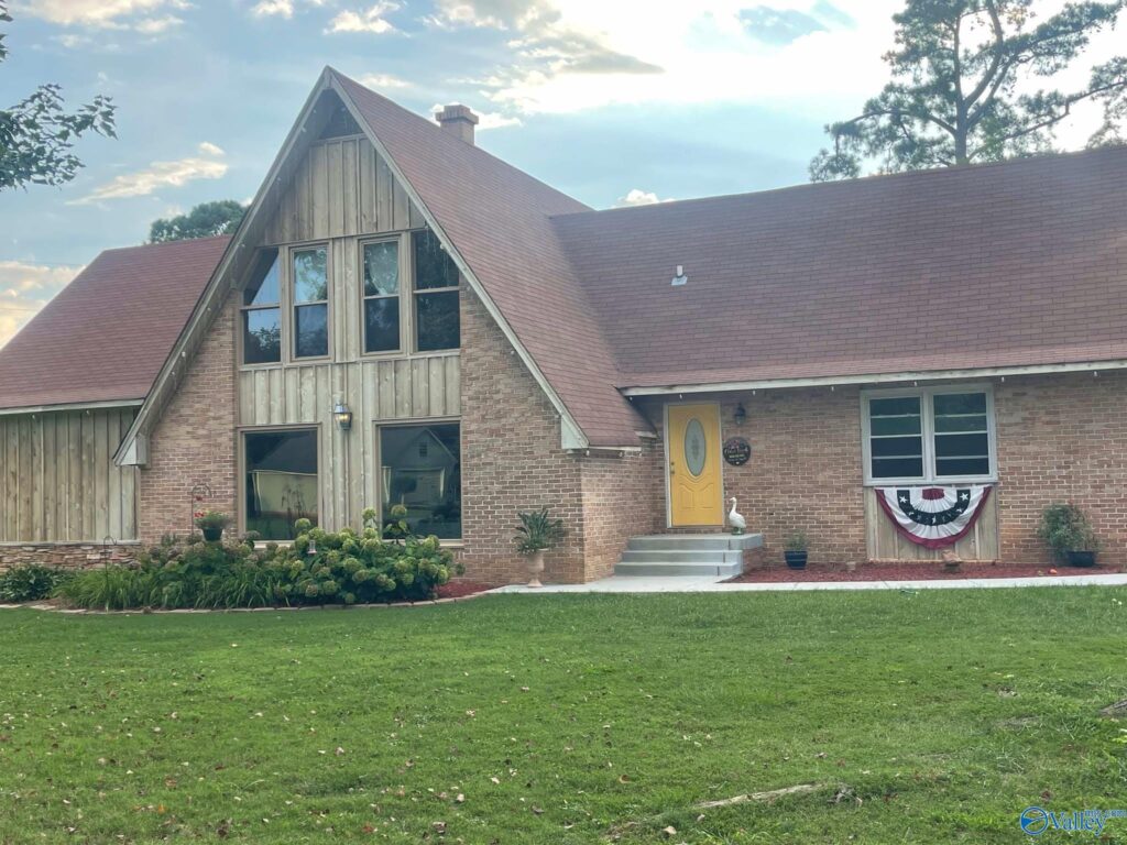 Check out these 4 must-see homes around Huntsville Check out these 4 must-see homes around Huntsville