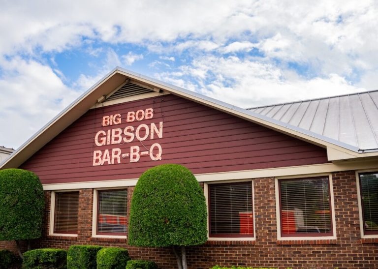 Big Bob Gibson’s ‘heart + soul’ has passed away at 84 Big Bob Gibson’s ‘heart + soul’ has passed away at 84