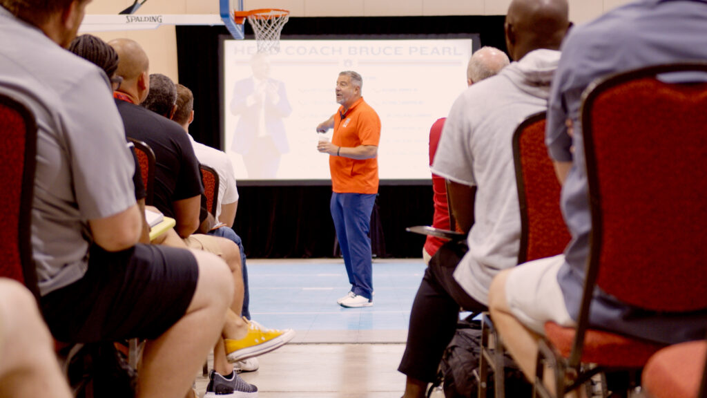 BREAKING: Auburn’s Bruce Pearl retires, son Steven Pearl to take over as hoops coach BREAKING: Auburn’s Bruce Pearl retires, son Steven Pearl to take over as hoops coach