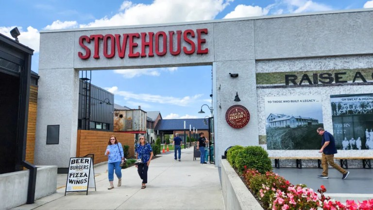 StoveFest + Grinch Pop-Up highlight weekend of cool + exciting events in Huntsville StoveFest + Grinch Pop-Up highlight weekend of cool + exciting events in Huntsville